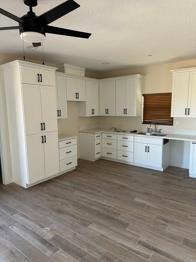Building Photo - BRAND NEW PREMIUM APPLE VALLEY HOME