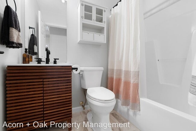 Building Photo - 4 br, 2.5 bath House - 5 Beech Slope Way