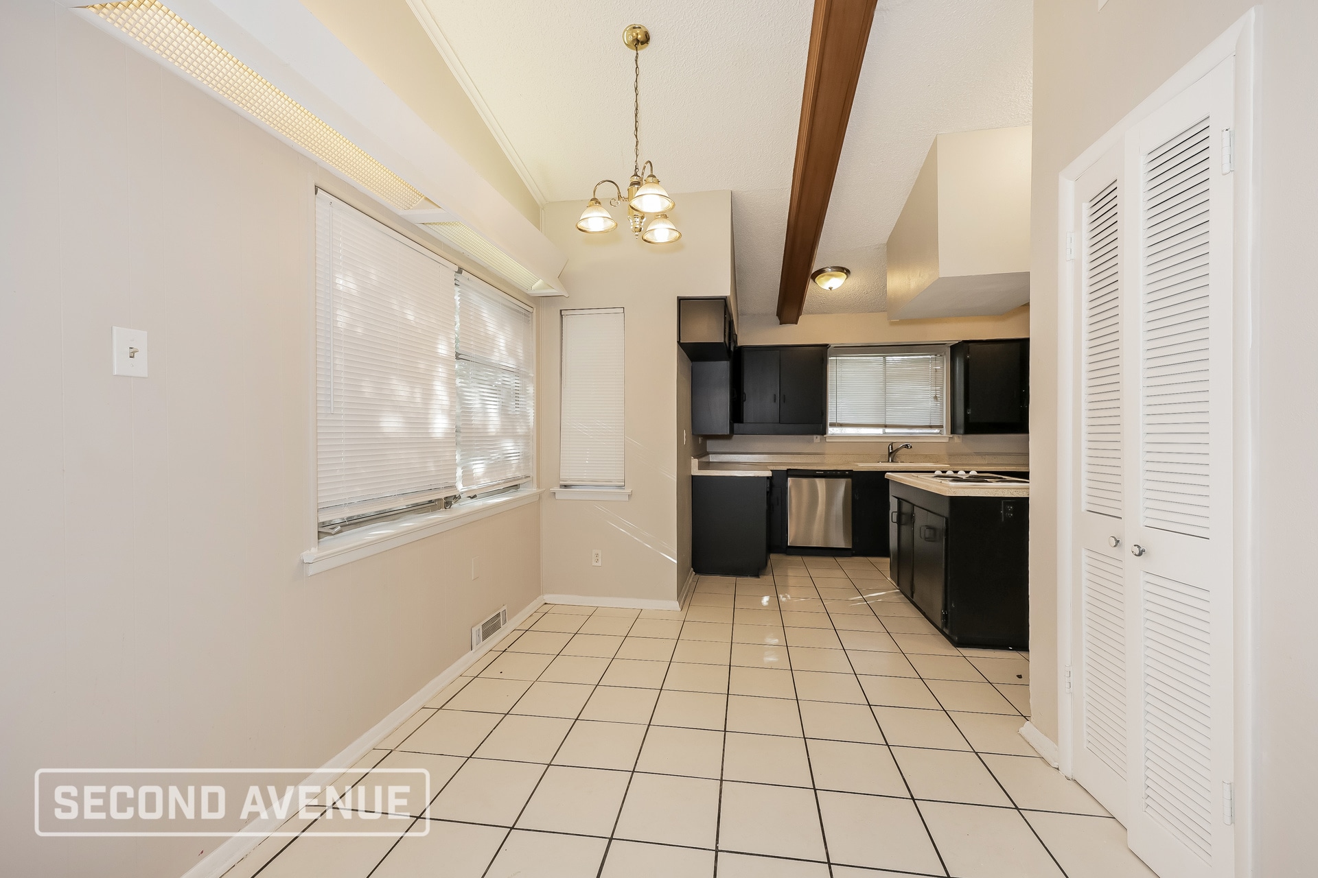 Building Photo - 3347 Navajo Pl