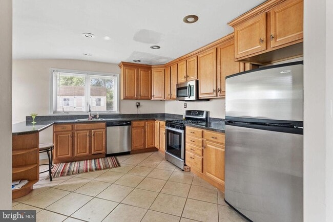 Building Photo - 9323 Cloverly Rd