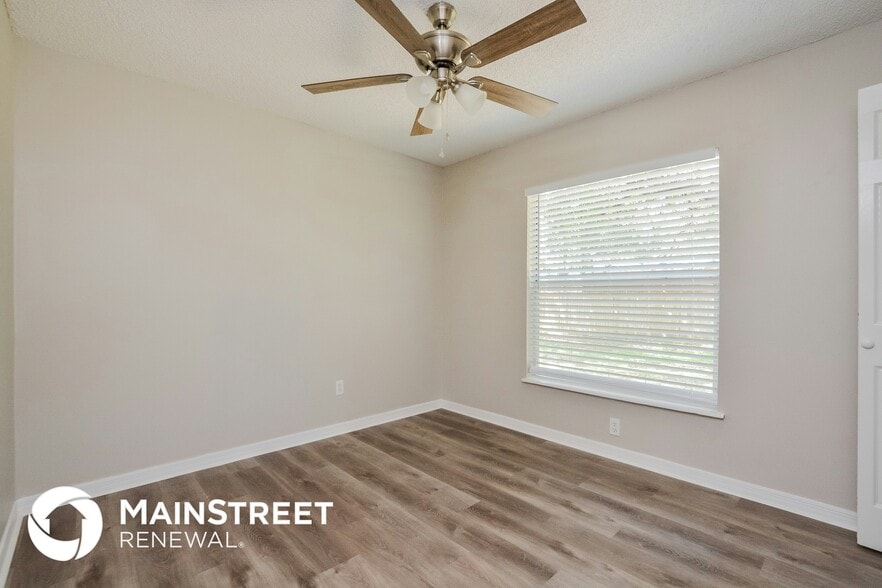 Building Photo - 910 Kentucky Blvd