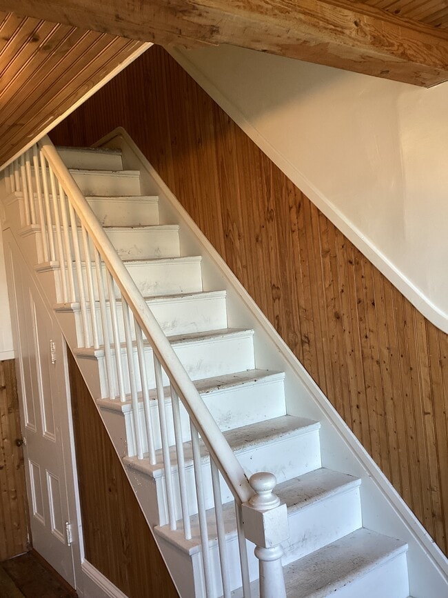 Building Photo - 48 Front St