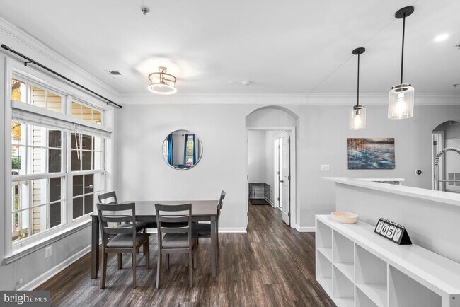 Building Photo - 501 Sunset View Terrace SE