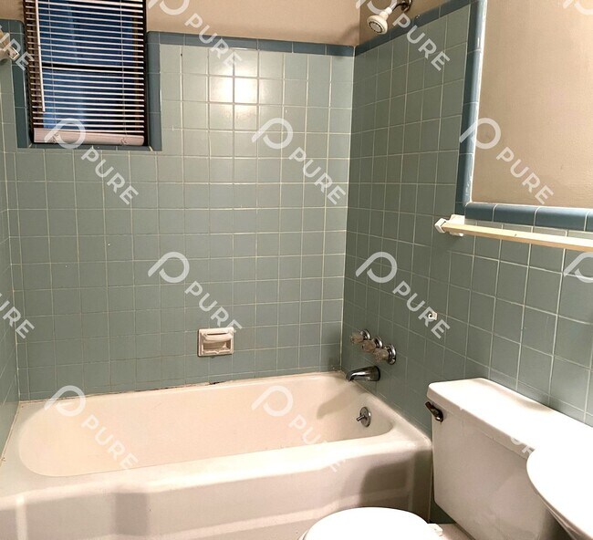 Building Photo - 2312 Upper Wetumpka Rd