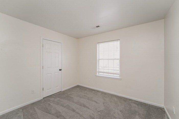 Building Photo - 1441 Rumstone Ln