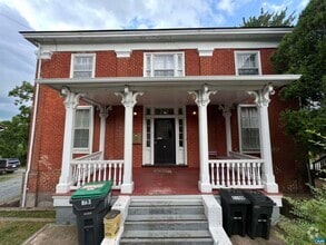 Building Photo - 510 Ridge St