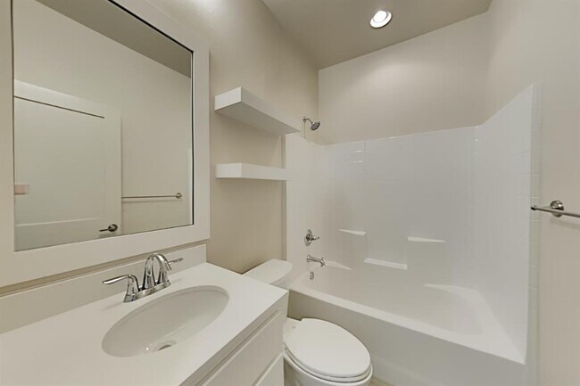 Building Photo - 9904 Glover River Dr