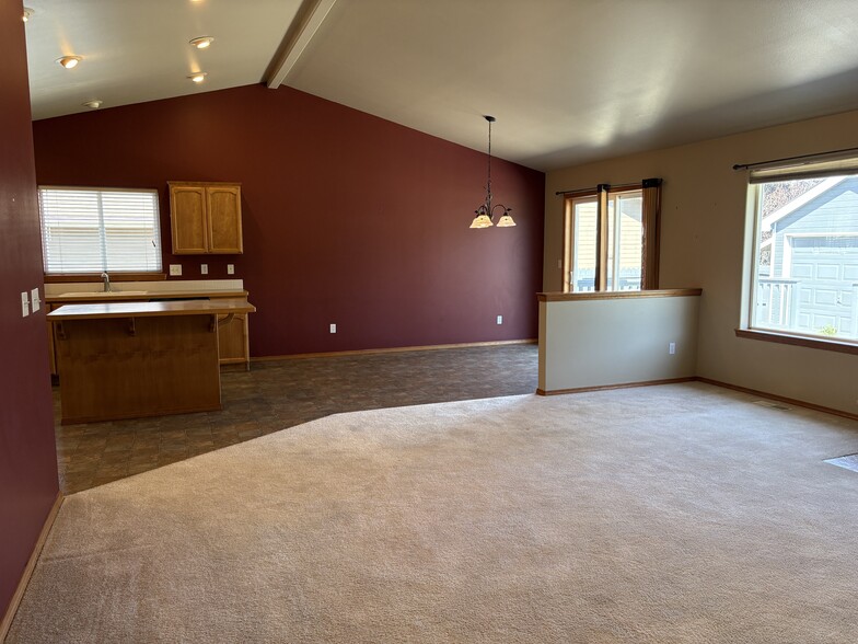 Building Photo - 1815 Dorner Pl