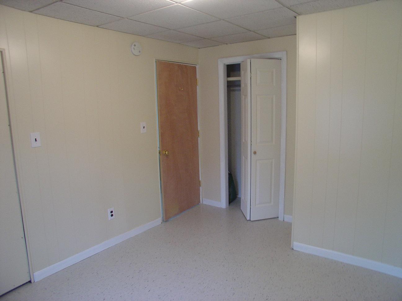 Building Photo - 22 Vinton St