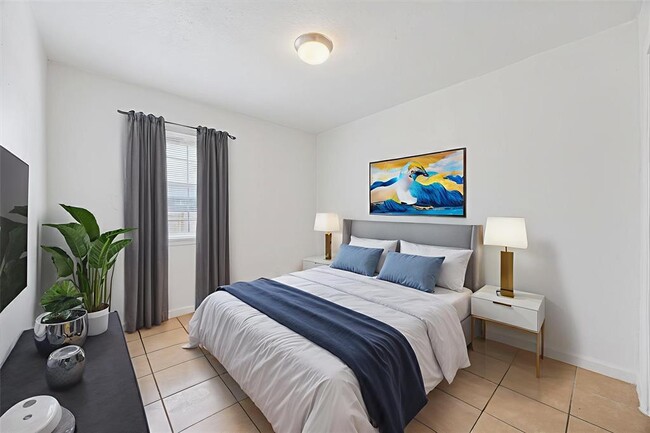 Building Photo - 8212 Sam Rayburn Dr