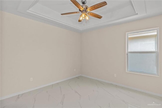 Building Photo - 5932 N Playa Del Sol St