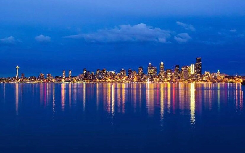 Building Photo - 2440 Wickstrom Pl SW