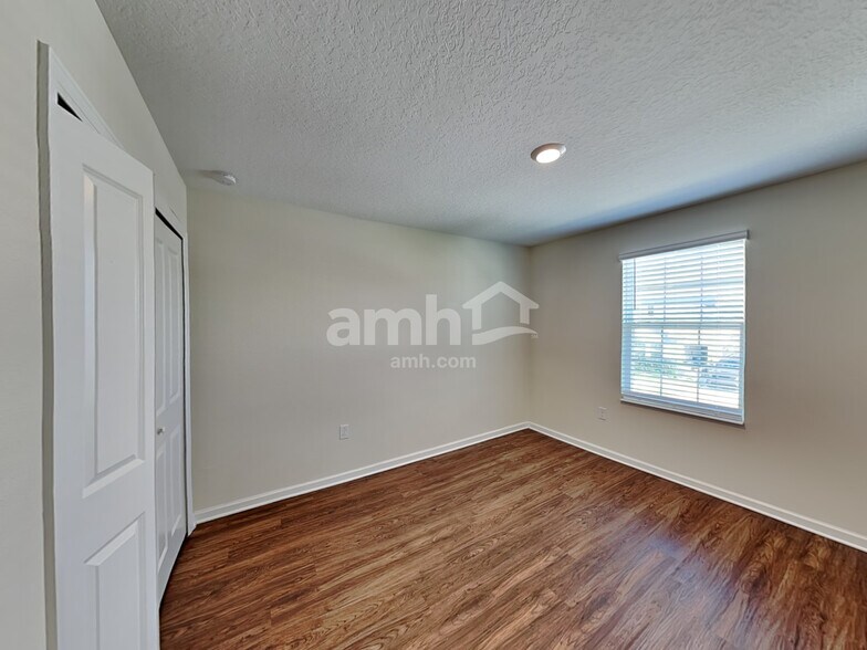 Building Photo - 4365 Seven Canyons Dr