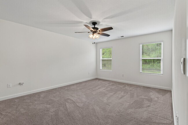 Building Photo - 136 S Blissful Mdws Dr