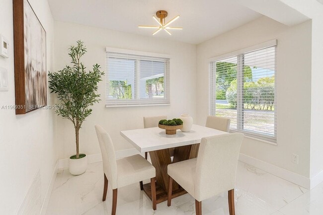 Building Photo - 3801 NE 16th Terrace