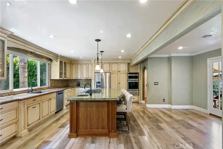 Building Photo - 11265 Sunshine Ter