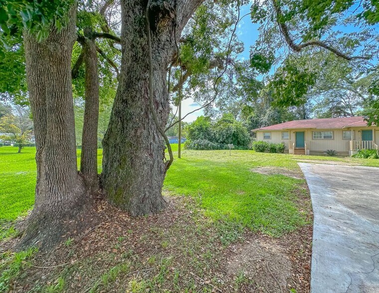 Primary Photo - 543 Okaloosa St