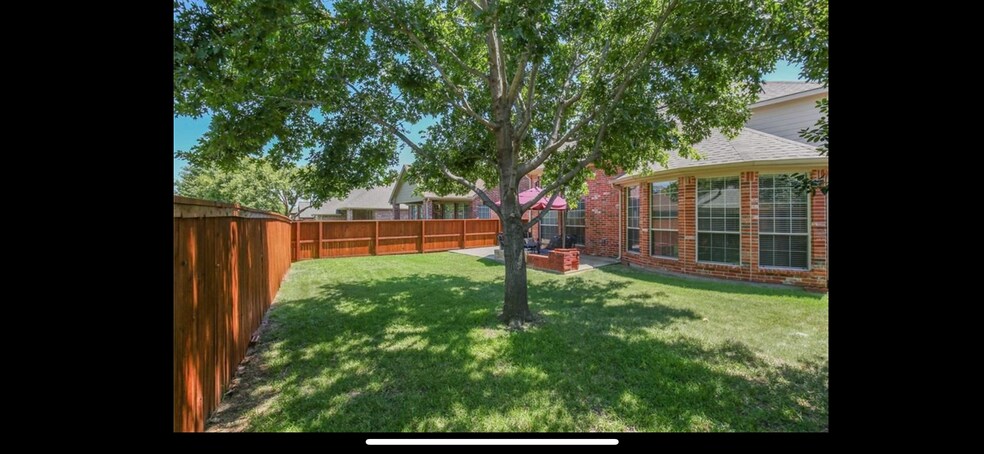 Building Photo - 961 Noble Ave