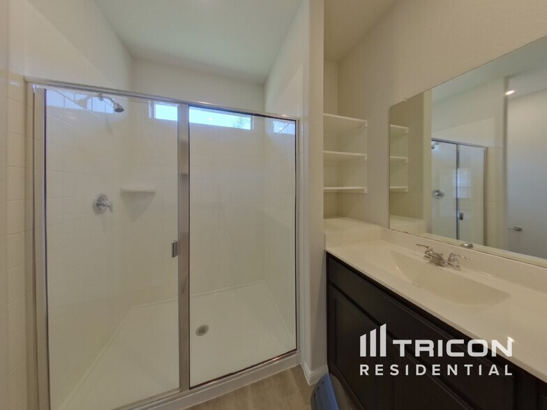 Building Photo - 2404 Sunset Beach Ct