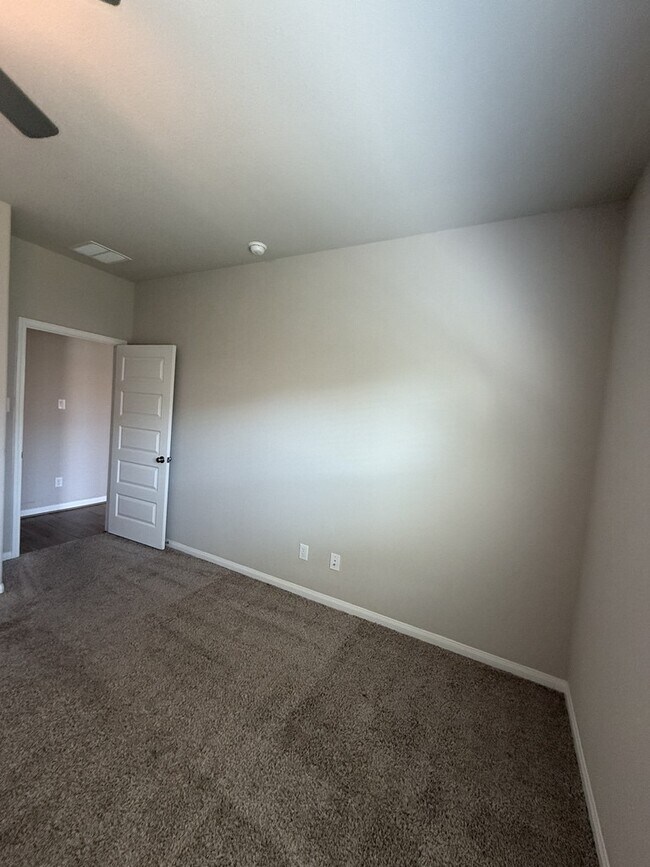 Building Photo - 6634 Bridge Mountain Trl