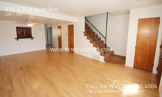 Building Photo - 954 A McKinley Ave