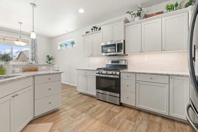 Building Photo - 3806 Winged Dove St