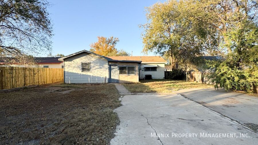 Building Photo - 4411 45th St