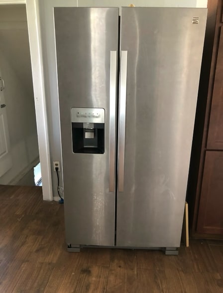 Building Photo - 220 W Riverside Dr