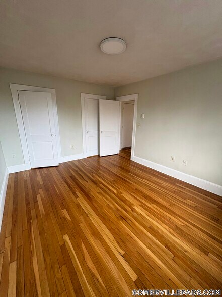 Building Photo - 402 Highland Ave