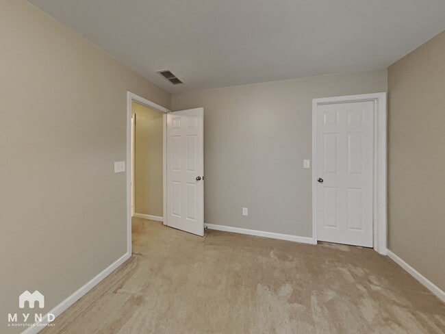 Building Photo - 2557 Kolb Manor Cir SW