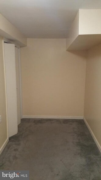 Building Photo - 645 L St NE