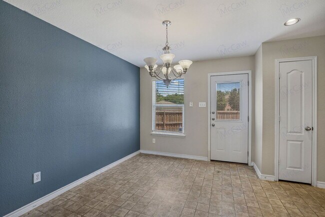Building Photo - 201 Dartmouth Dr