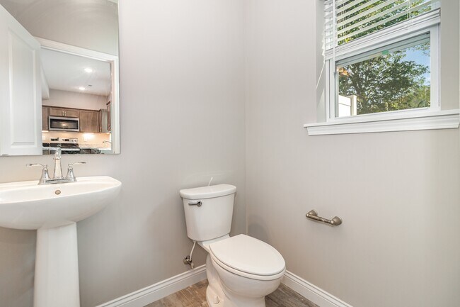 Building Photo - 5565 Limaburg Rd