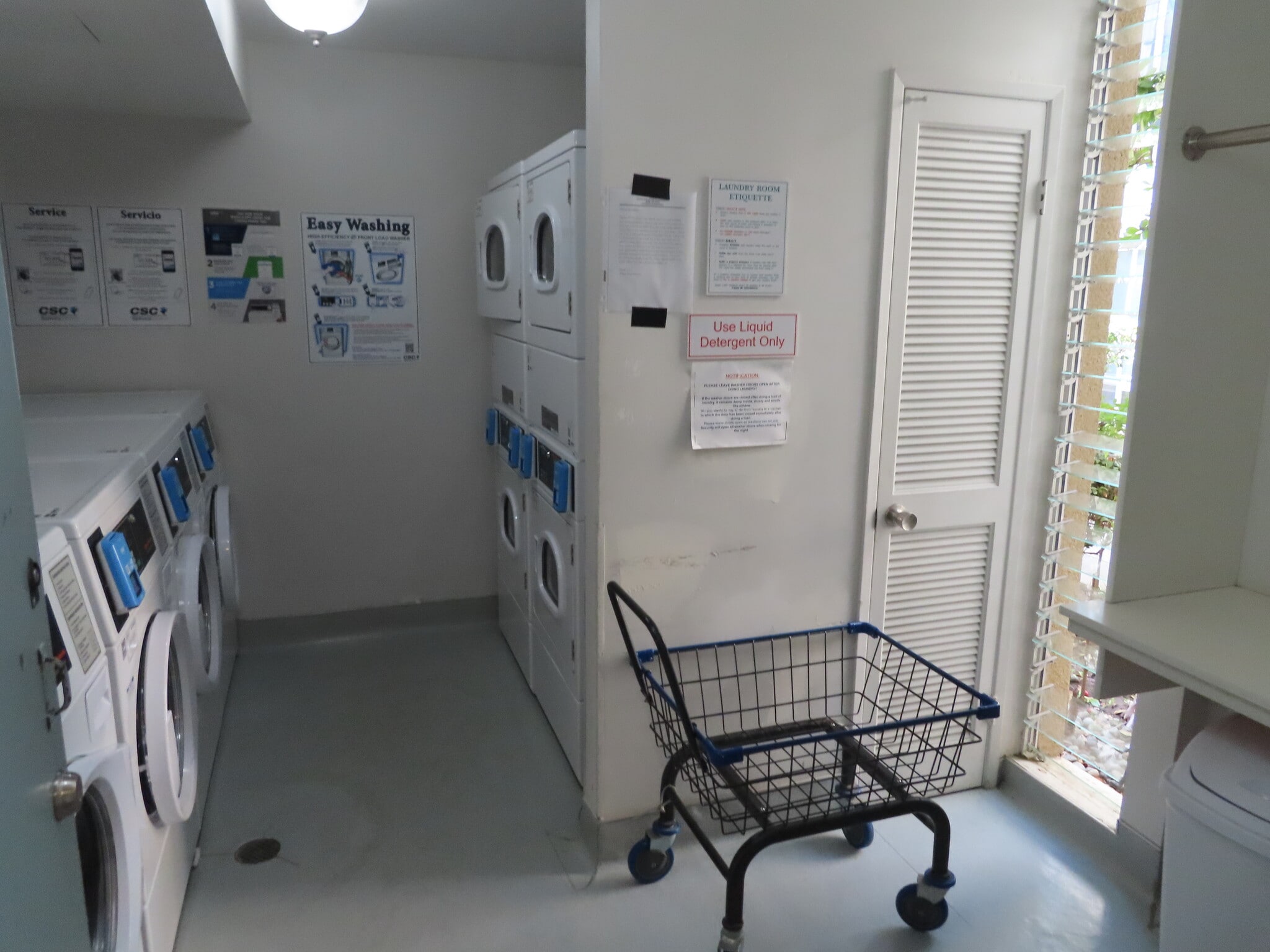 laundry room - 4600 Lamont St