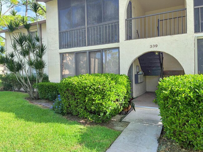 Building Photo - 339 Knotty Pine Cir