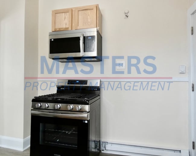 Building Photo - 425 Boston Pl