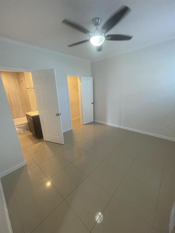 Building Photo - 2101 Bernardo De Galvez Ave