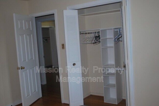 Building Photo - 7107 Galax Rd