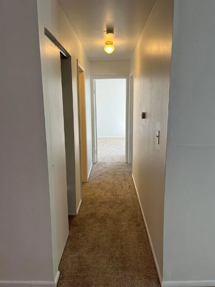 Building Photo - 4696 Tarryton Ct S