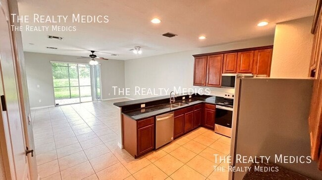 Building Photo - 1900 Garden Sage Dr