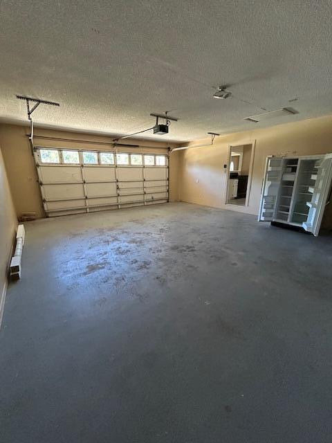 Building Photo - 2625 Weeping Willow Ln