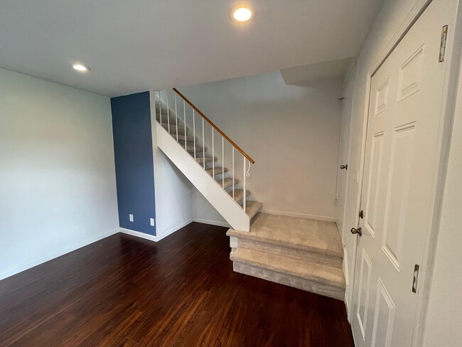 Building Photo - 34591 Bluestone Common