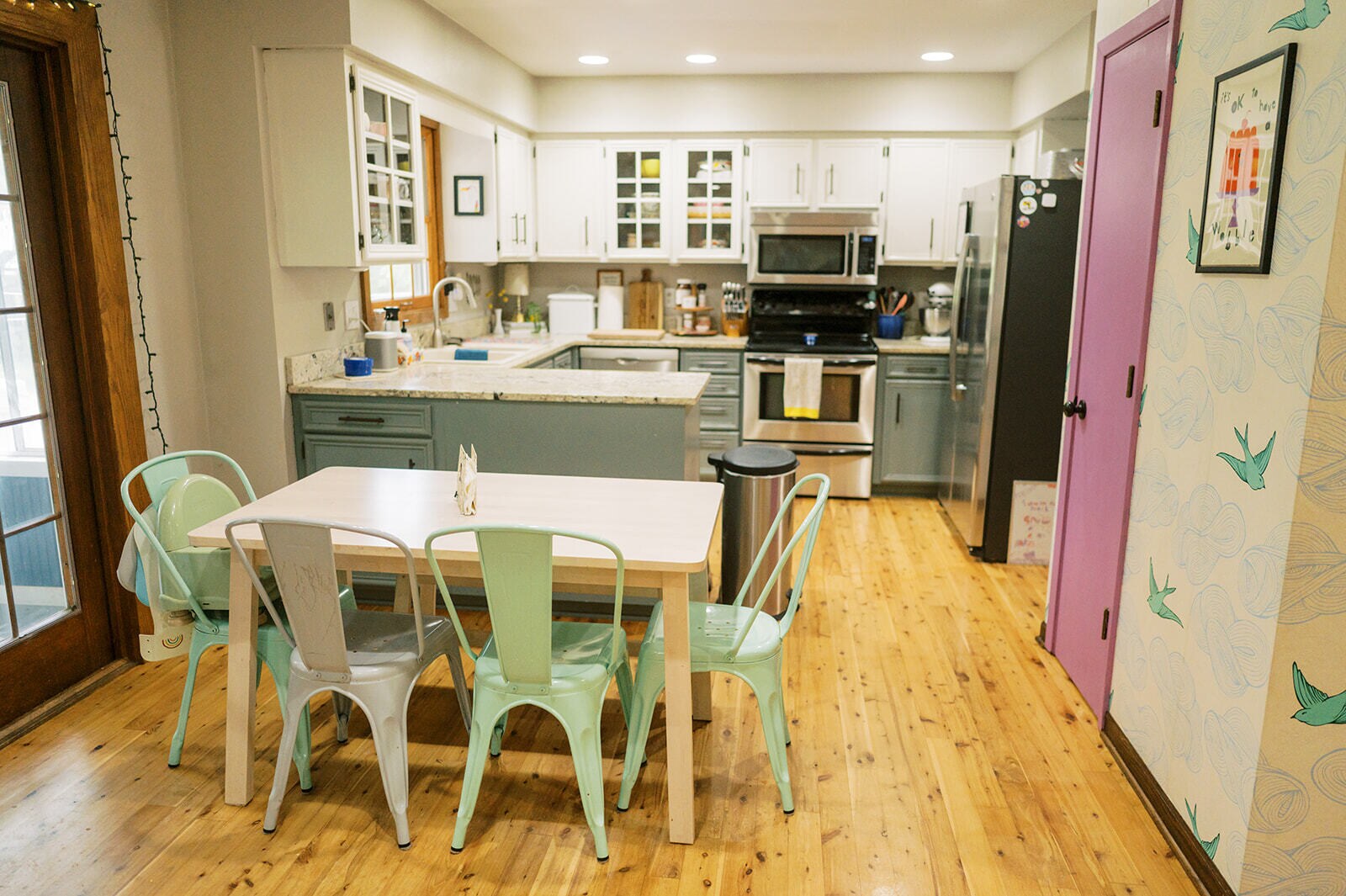 Eat-in Kitchen - 2301 Jessup Cir