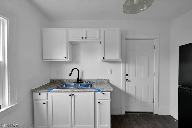 Building Photo - 13609 Edgewood Ave