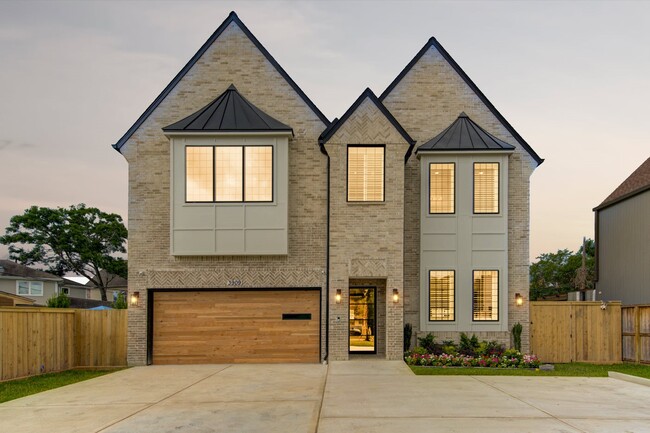 Building Photo - 1726 Wilde Rock Way