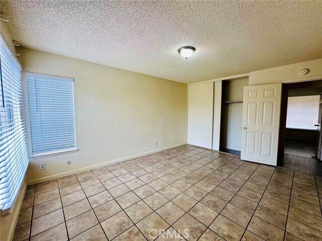 Building Photo - 1459 W Wabash St