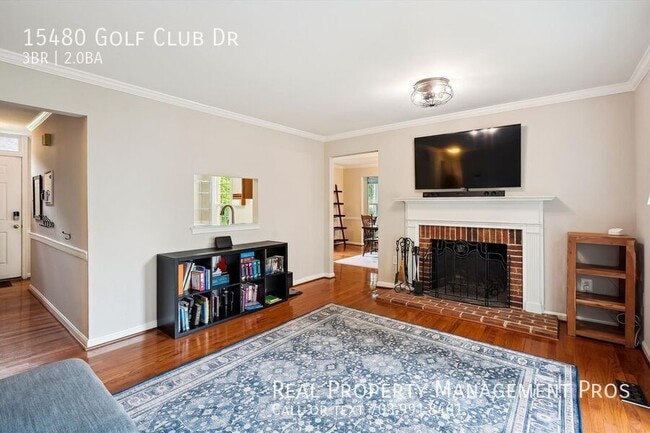Building Photo - 15480 Golf Club Dr