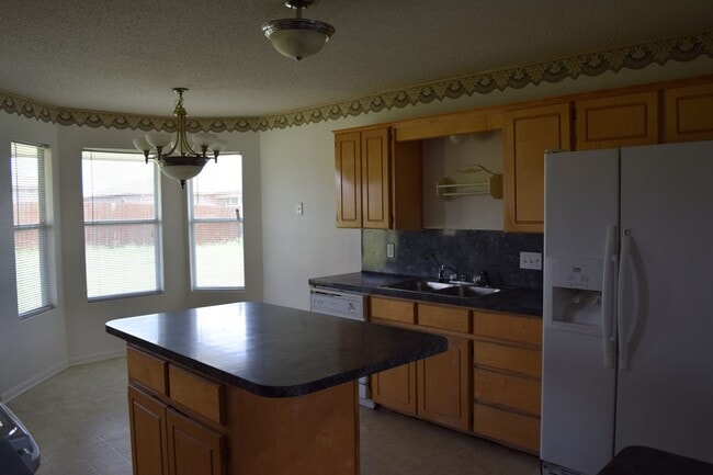 Building Photo - 4307 Janelle Dr