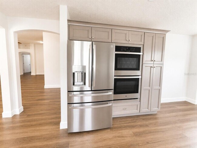 Building Photo - 1211 Cabella Cir