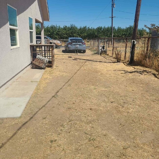 Building Photo - Charming 2 Bedroom 1 Bath Country Home!!!